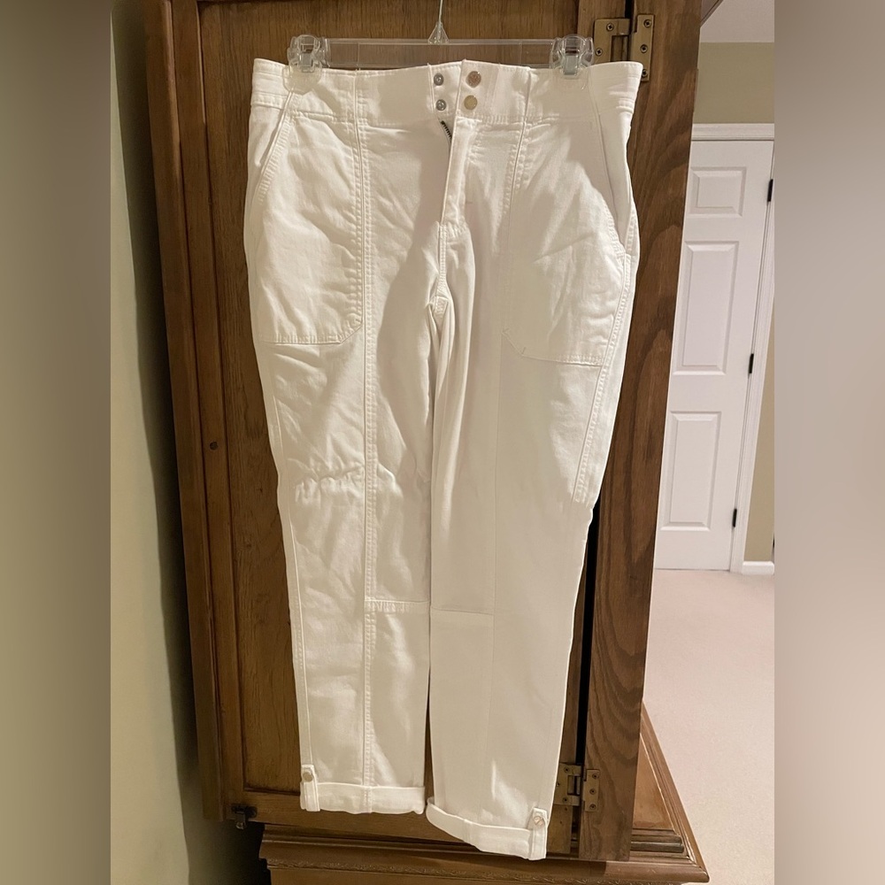 White House/Black Market pant